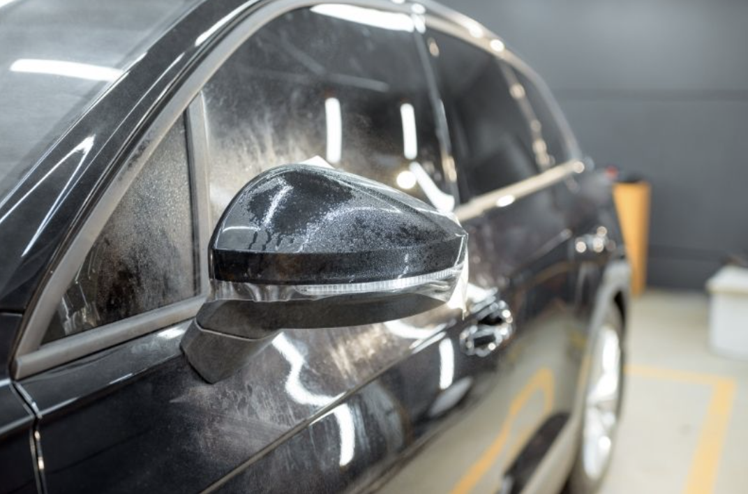 每天跑國道怕小石子刮傷愛車？汽車包膜值得嗎？揭秘3大防護場景，不想新車變麻臉就看